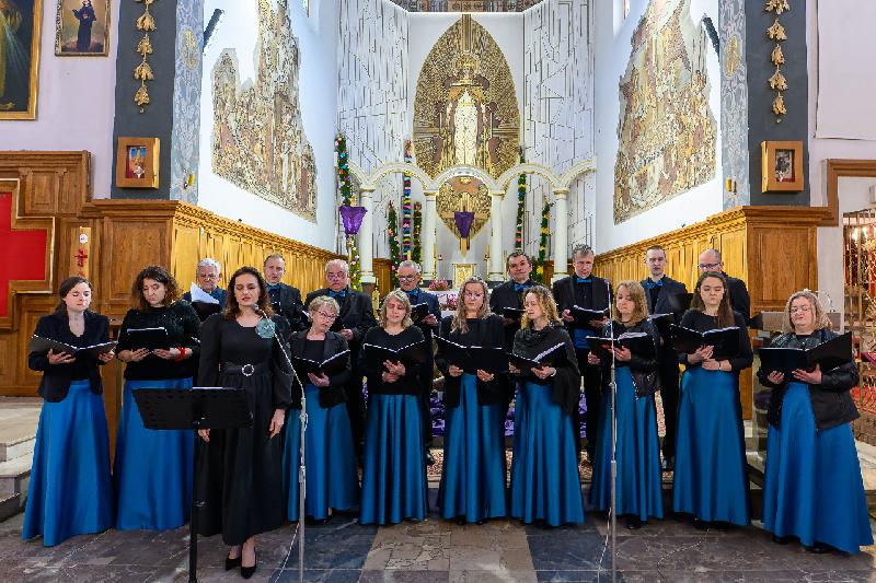 chór w kościele w Wielgolesie