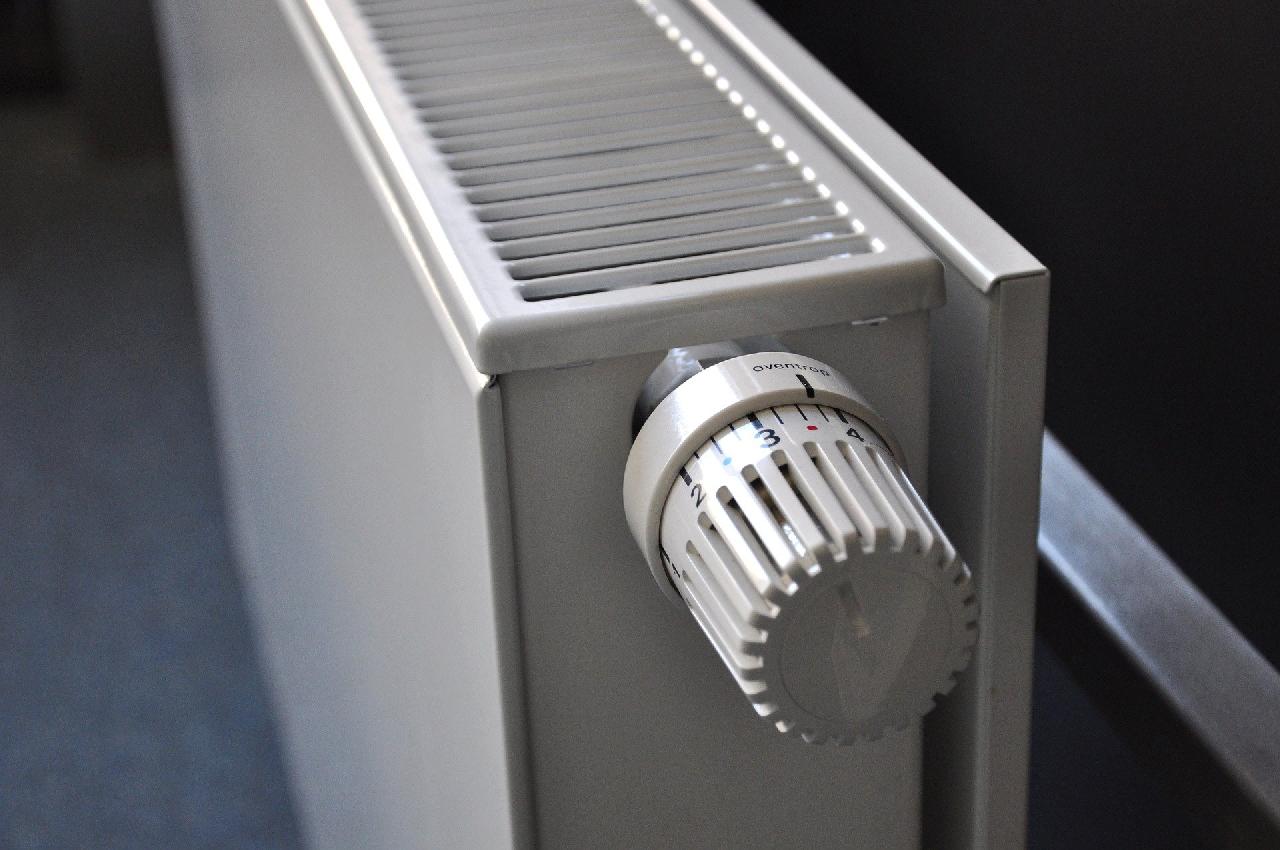 grzejnik domowy z termostatem