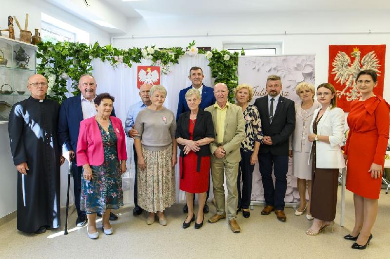 zdjęcie grupy osób
